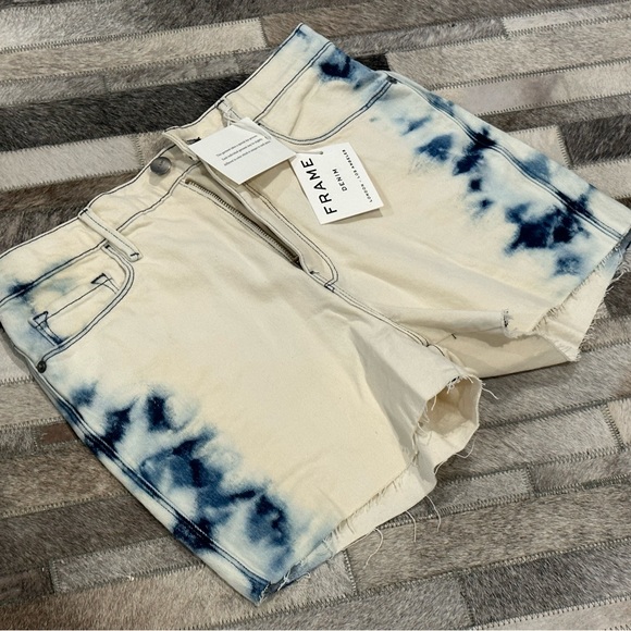 FRAME Denim Dyed Shorts NWT - Picture 3 of 5
